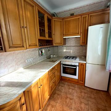 Вадима Гетьмана вул., 22