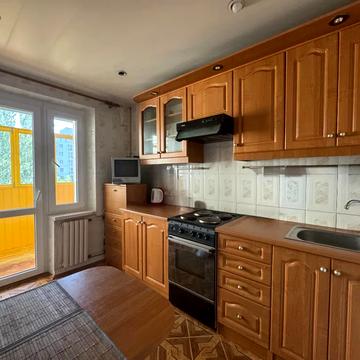 Новокримська вул., 5