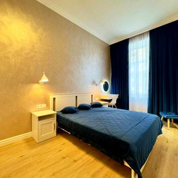 Миколи Костомарова вул., 14