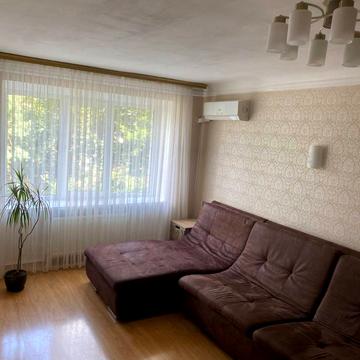 Івана Мазепи вул. (Мануїльського), 88