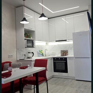 Космічна вул., 5