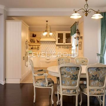 Андрія Малишка вул., 3