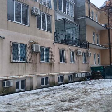 Велика Житомирська вул., 16