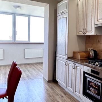 Боголюбова вул., 13