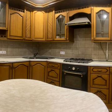 Європейська вул. (Жовтнева), 6