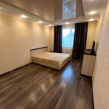 Гетьмана Павла Полуботка вул., 29