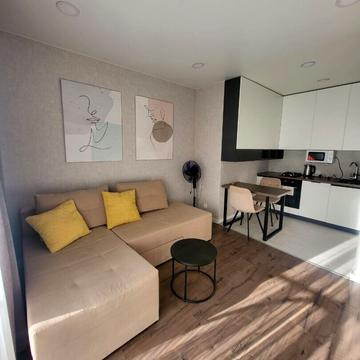 Пасічна вул., 181