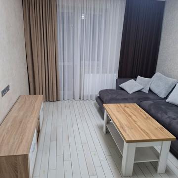 Демянів Лаз вул., 24