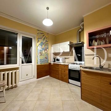 Олександри Екстер вул. (Марини Цвєтаєвої), 3