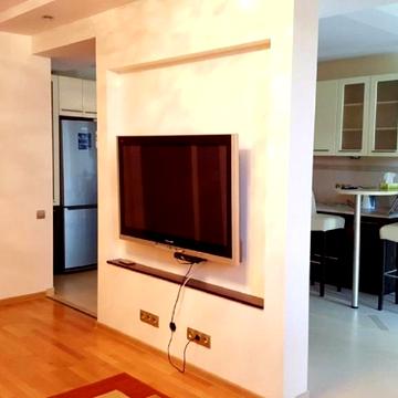 Зелена вул., 4