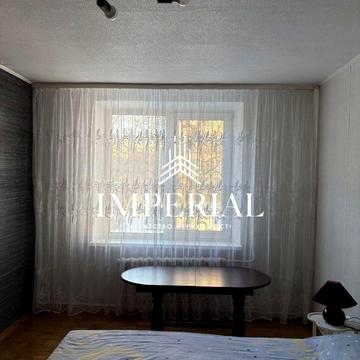 Борщагівська вул., 12