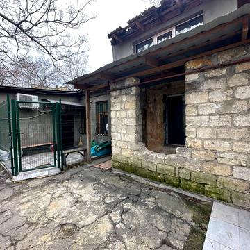 Семінарська вул., 18/20а