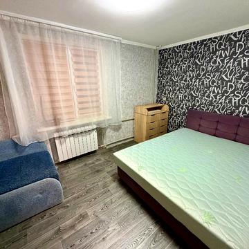 Олександра Поля просп. (Кірова), 94-А