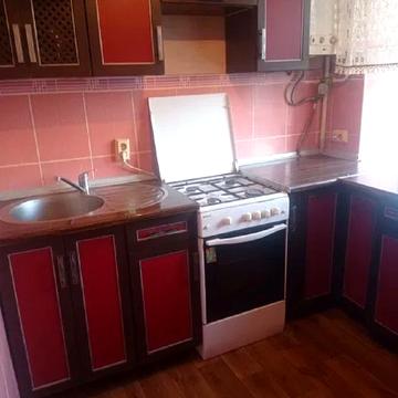 Суботівська вул., 10