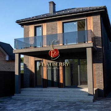 Олега Мудрака вул. (Генерала Наумова)