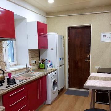 Гімназична вул., 17