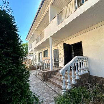 романтичний провулок, 20