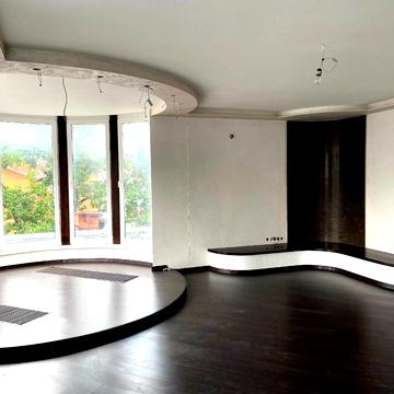 Зарічанська вул., 5/2