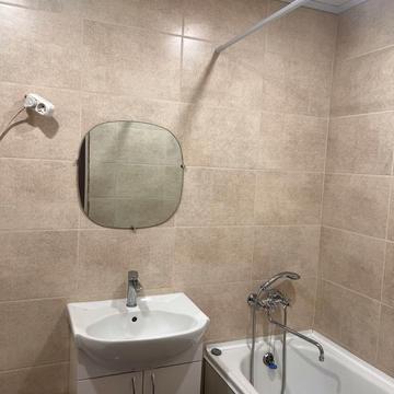 Фестивальний пров., 14