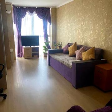 Драгоманова вул., 2