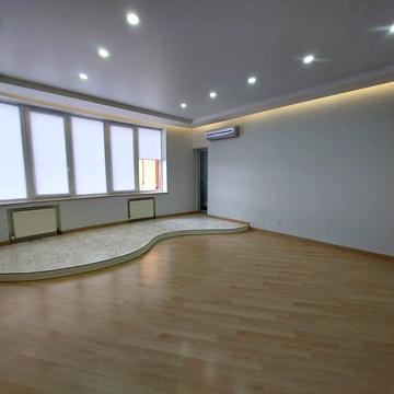 Шевченка просп., 4б