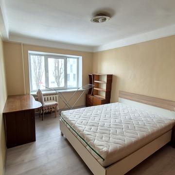 Івана Миколайчука вул. (Серафимовича), 7