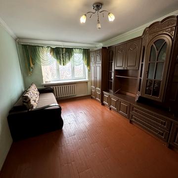 Бережанська вул., 23