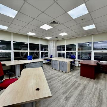 Верхній Вал вул., 72