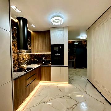 Університетська вул., 3/4