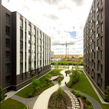 Героїв Майдану вул., (Будинок 6)