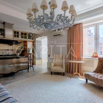 Володимира Івасюка просп. (Героїв Сталінграду), 6-Б