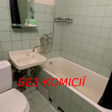 Братиславська вул., 14