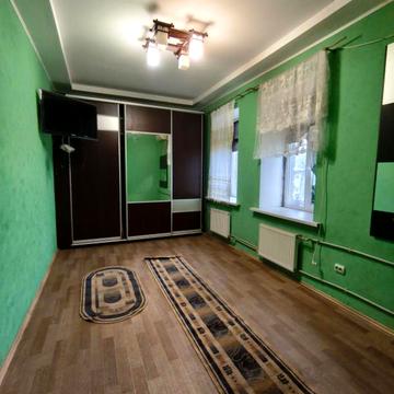 Залізнична вул., 18а