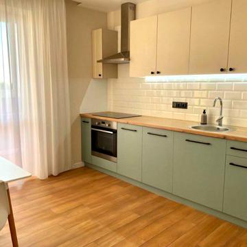 Миру вул., 61