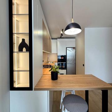 Карла Мікльоша вул., 20