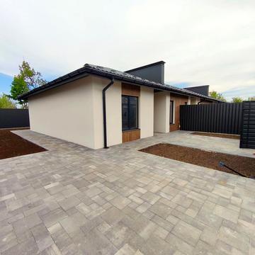 Остромирська вул.