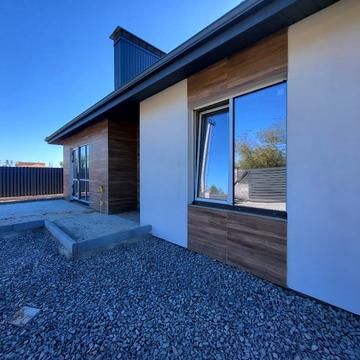 Остромирська вул.