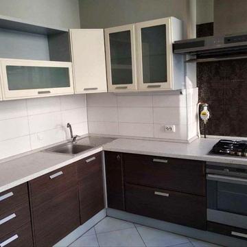 Мала Житомирська вул., 7