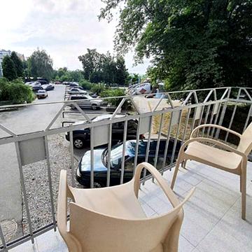 Велика Житомирська вул., 8-А