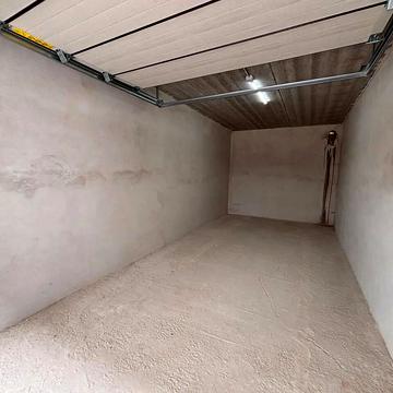 Височана вул., (Будинок 18)