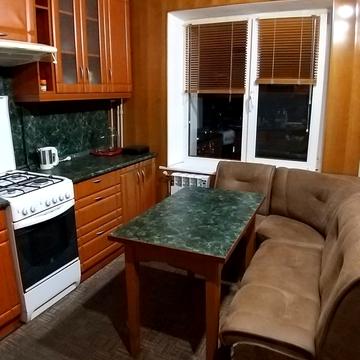 Квартальна вулиц вул. (Гладкова), 19