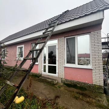 Івана Франка, 10