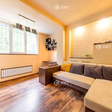 Соборності України вул. (Дружби Народів), 243