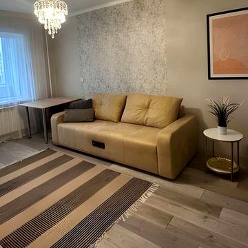 Срібнокільська вул., 16