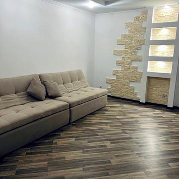 Андрія Мельника вул., 1-А