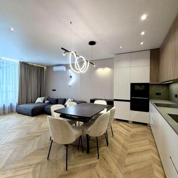 Голосіївський просп. (40-річчя Жовтня), 76