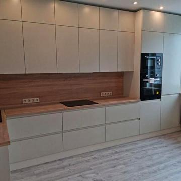 Європейського Союзу просп. (Правди), 41-Е