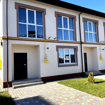 Ясна вул., 12