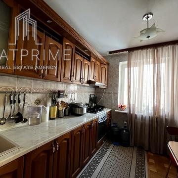 Лариси Руденко вул., 7