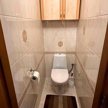 Відінська вул., 42